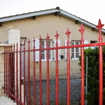 Castera 1 Air-conditioned Apartment *