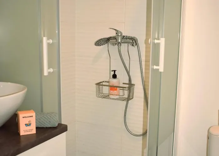 Castera 1 Air-conditioned * Begles