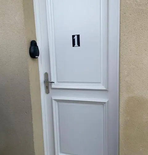 Castera 1 Air-conditioned